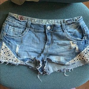 Vanilla Star shorts
